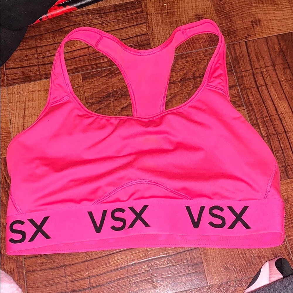 Victoria’s Secret pink sport bra💕💞
